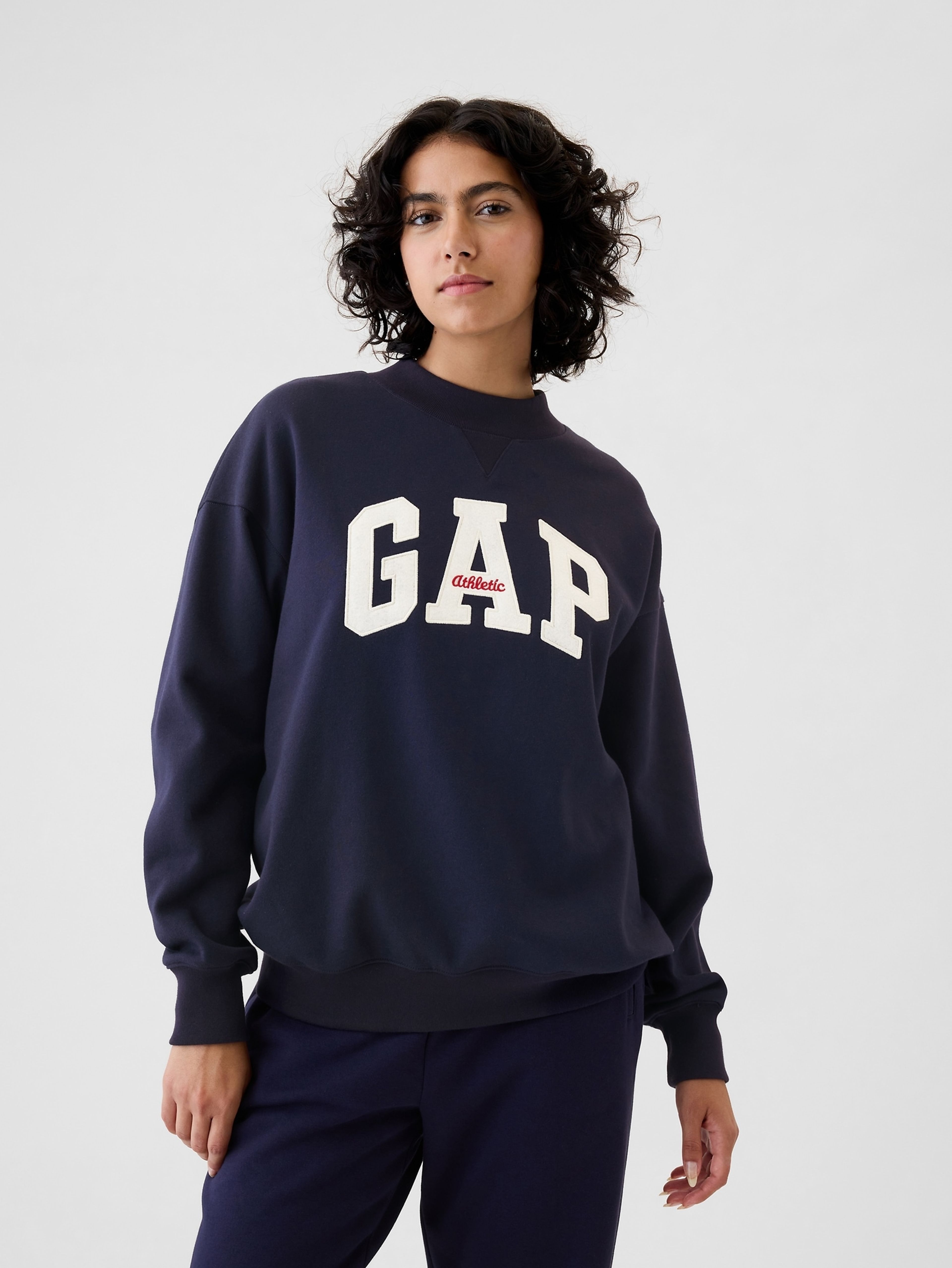 Oversized Sweatshirt mit Logo