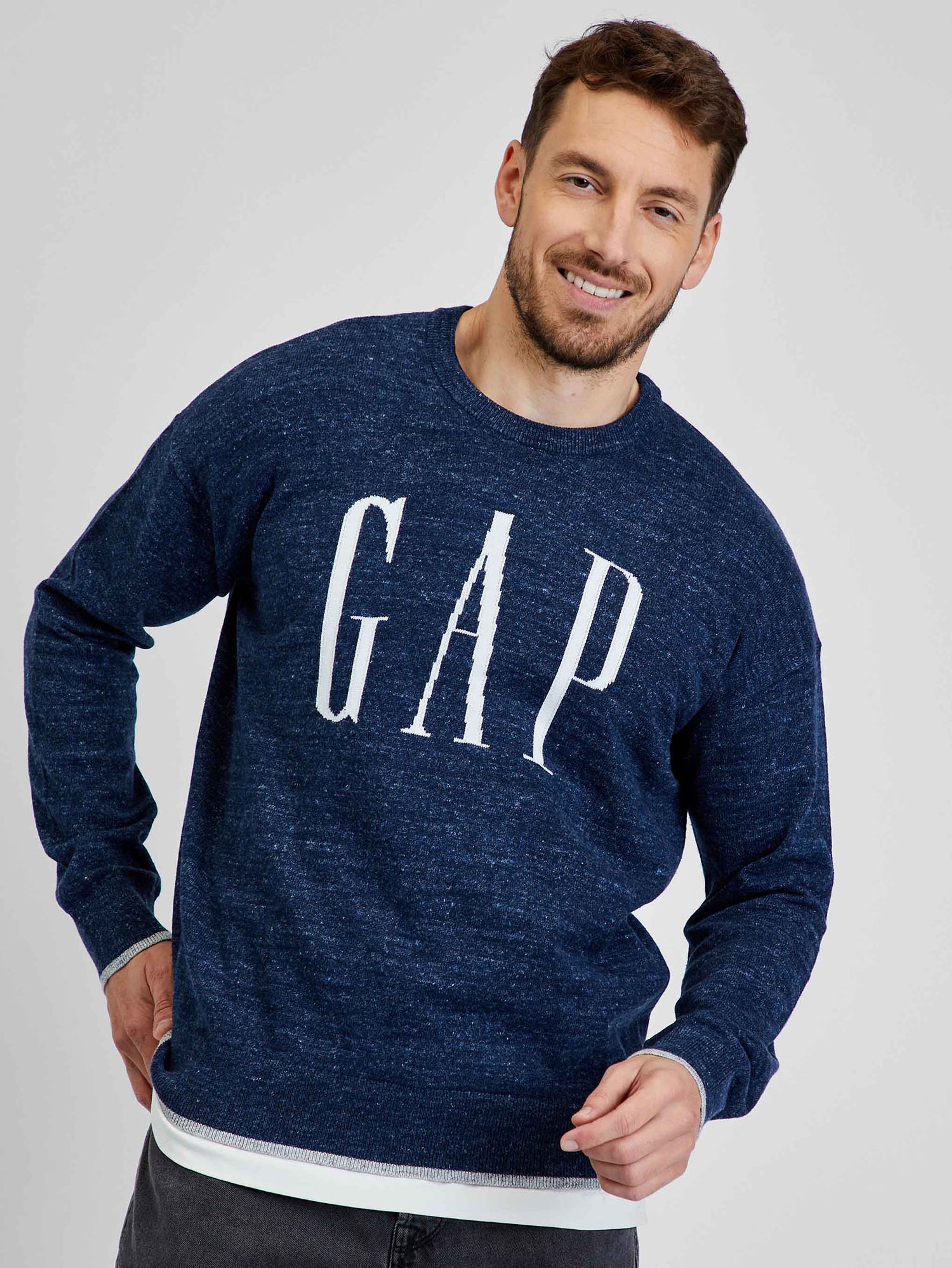 Sweter z logo GAP