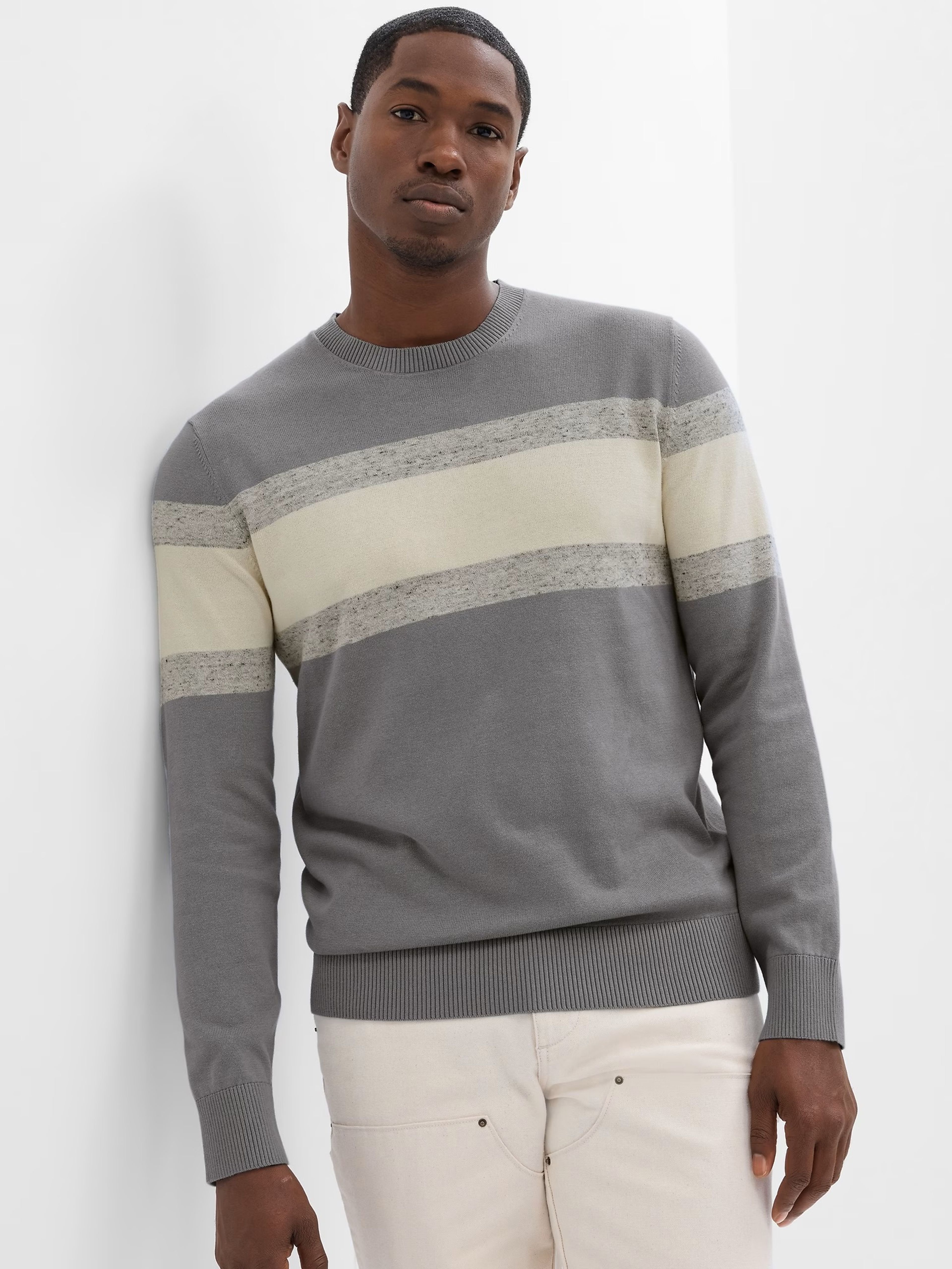 Sweter z paskami