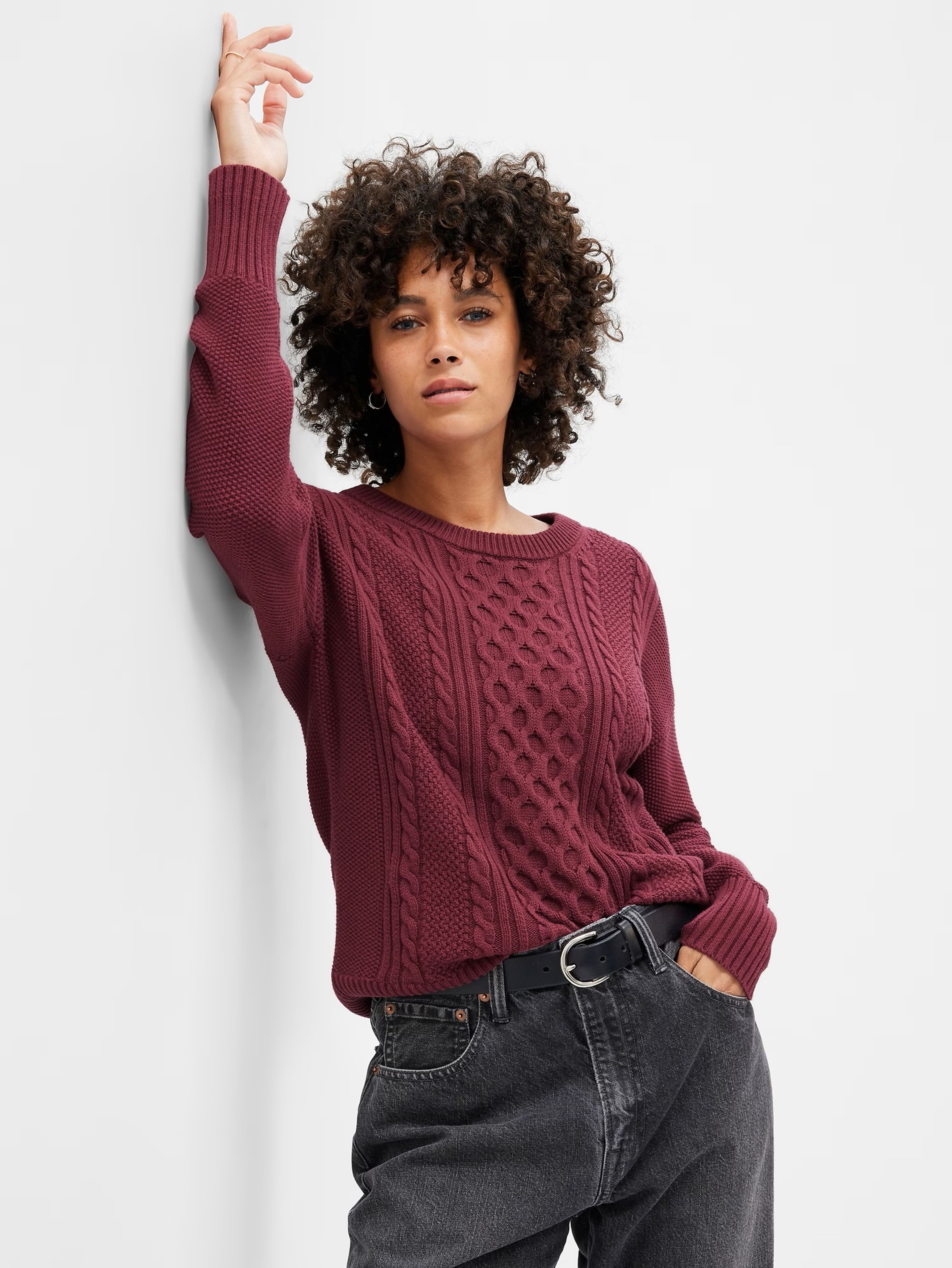 Pleciony sweter ze wzorem