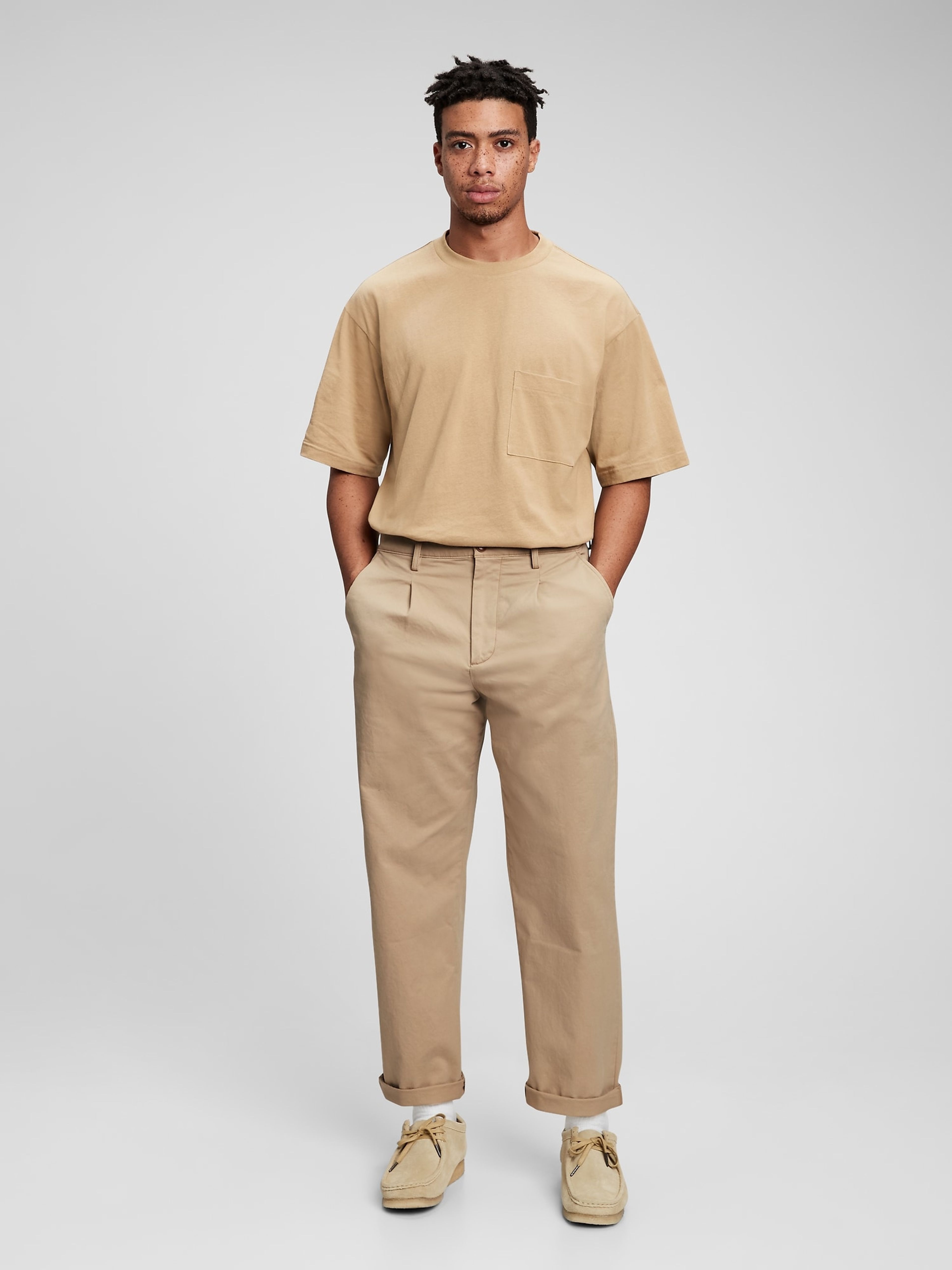 Classic best sale gap khakis