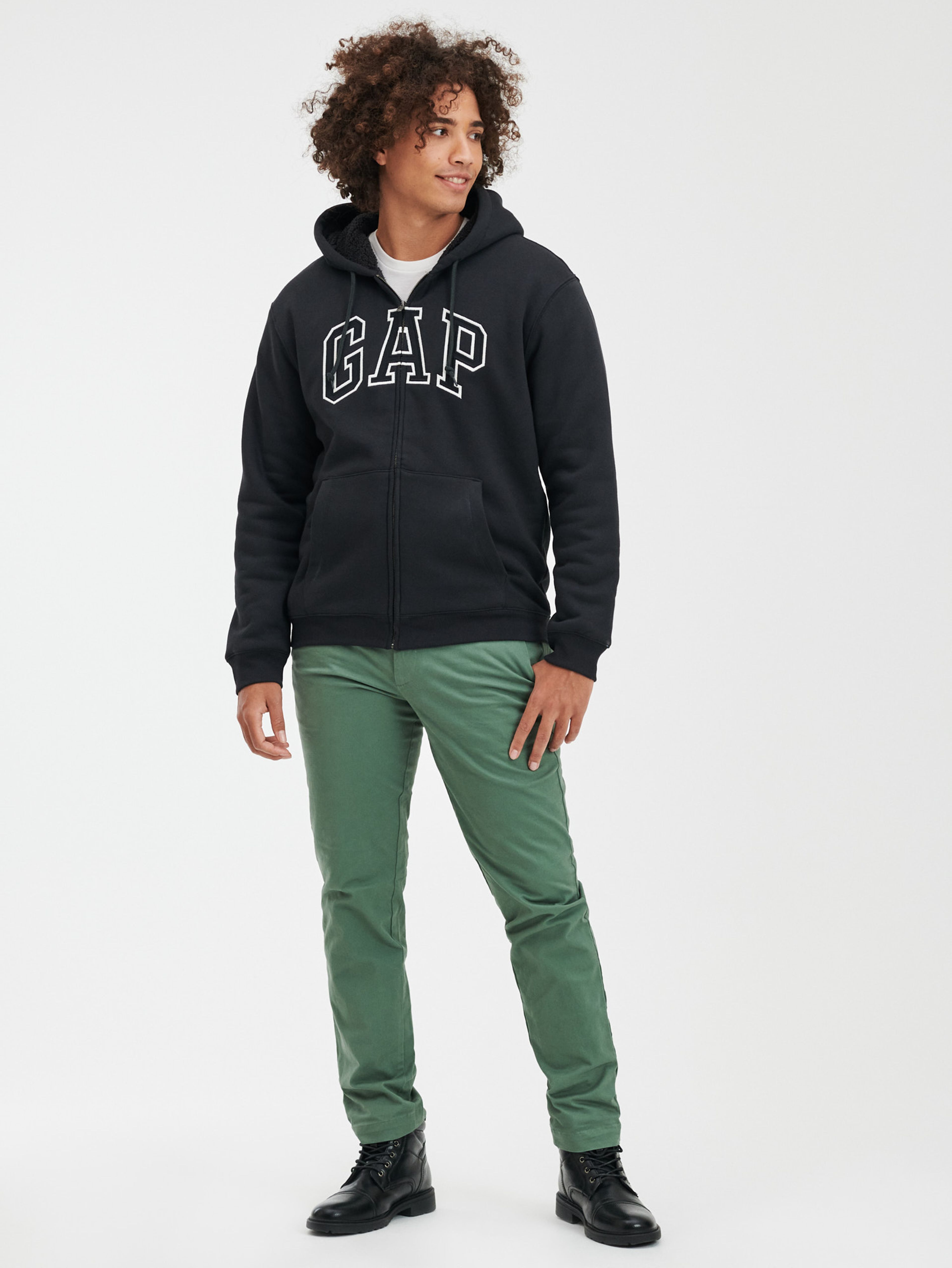 Spodnie modern khaki slim fit GapFlex