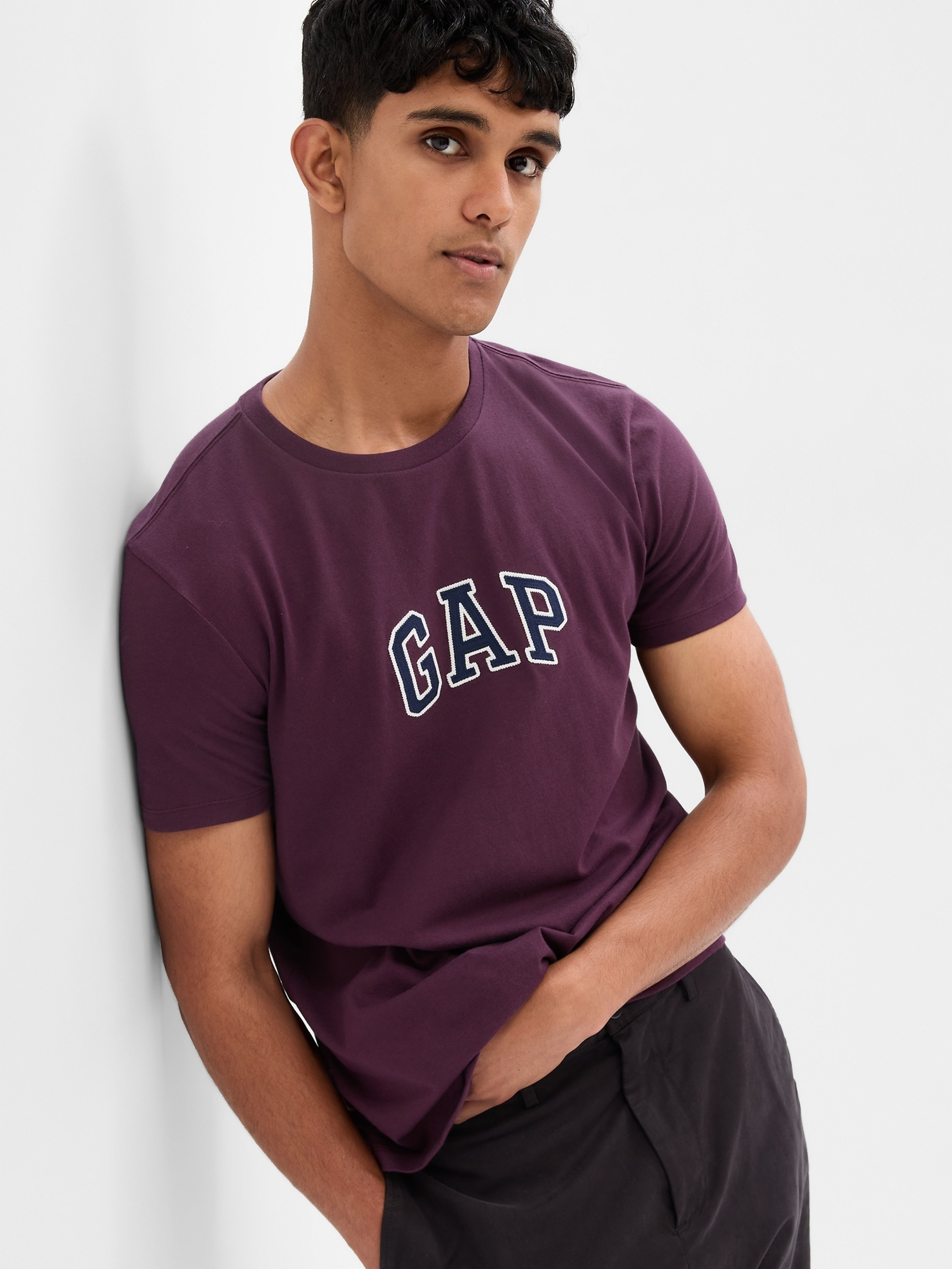 T-Shirt mit GAP Logo