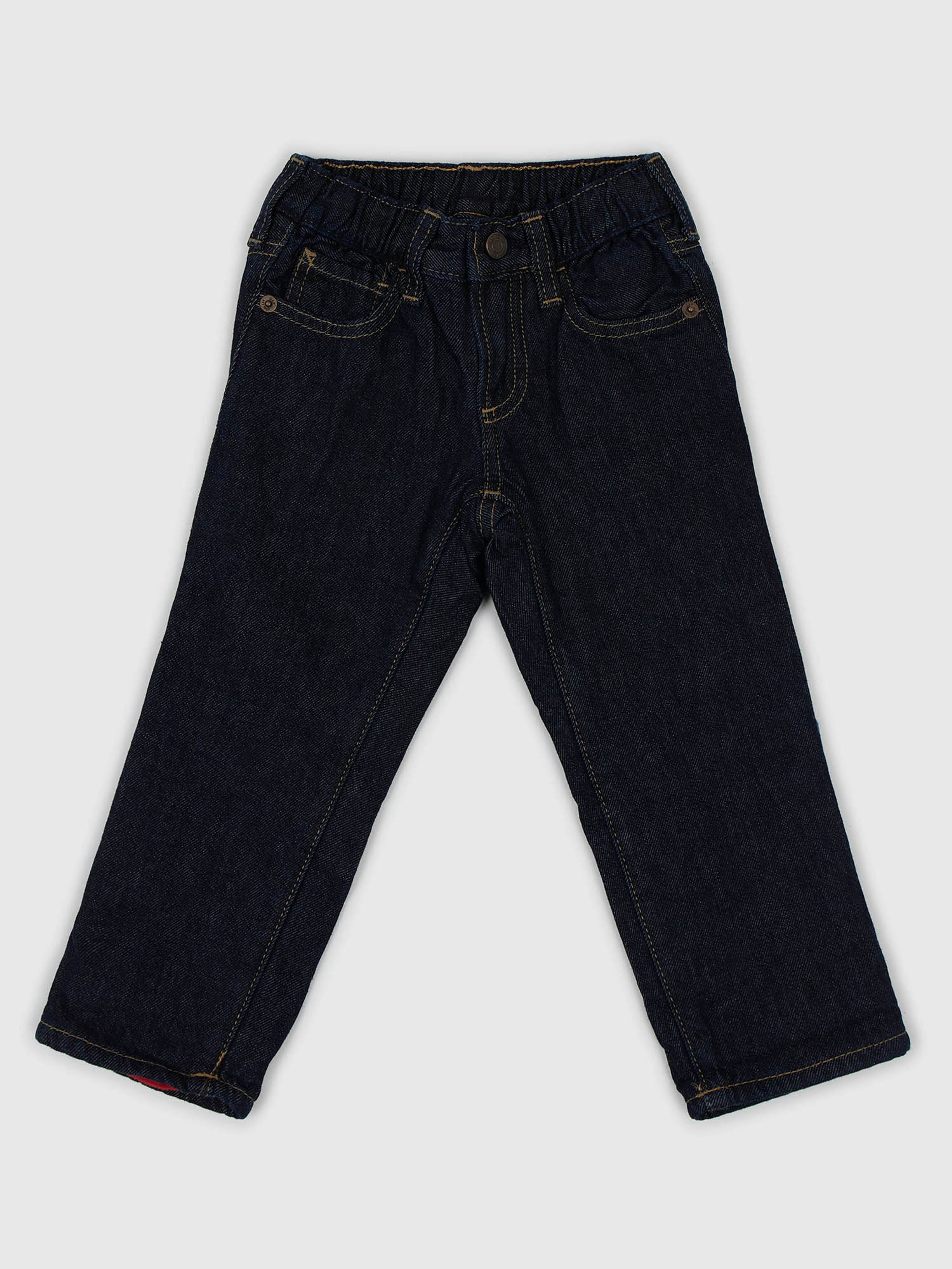 Isolierte Kinder-Jeans straight