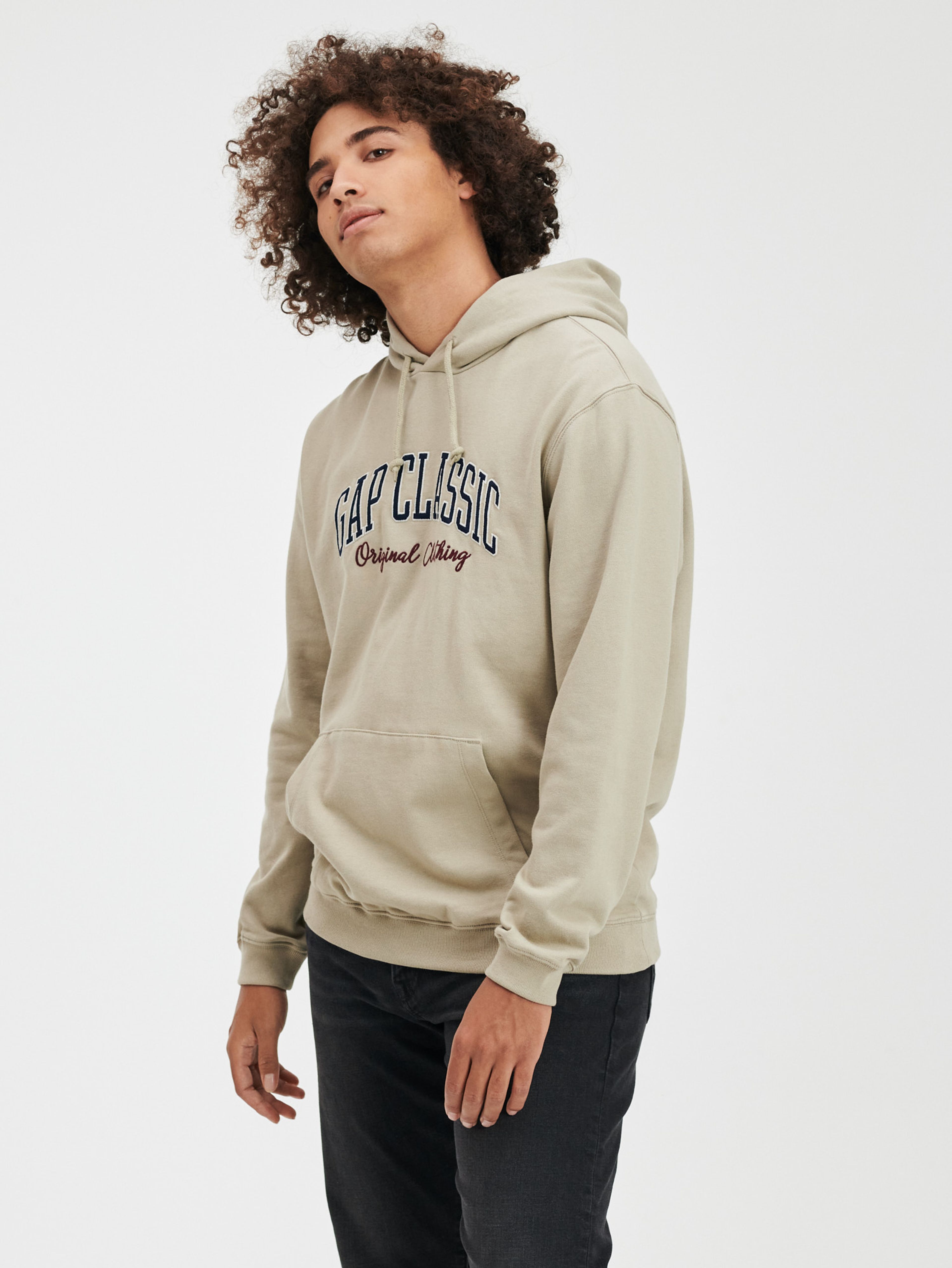 Sweatshirt GAP classic mit Kapuze