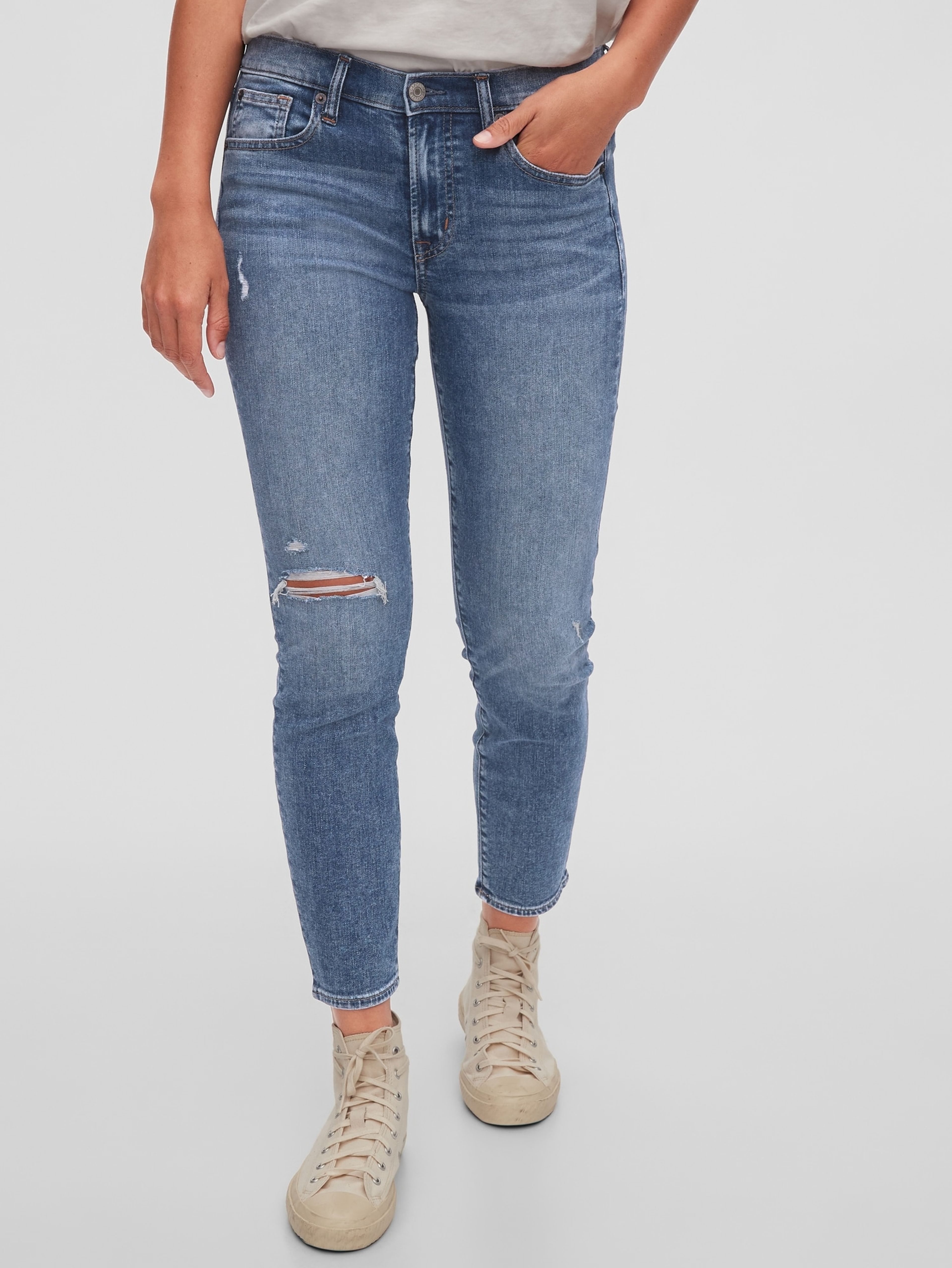 Jeansy mid rise distressed true skinny